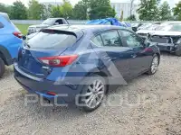 2017 Mazda 3 фото