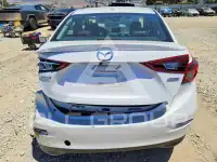 2017 Mazda 3 фото