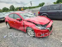 2017 Mazda 3 photo
