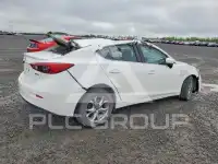2017 Mazda 3 photo