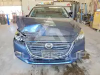 2017 Mazda 3 photo