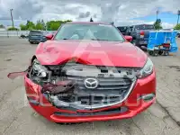 2017 Mazda 3 photo