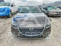 2017 Mazda 3 photo