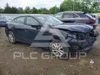 2017 Mazda 3 photo