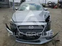 2017 Mazda 3 photo