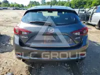 2017 Mazda 3 photo
