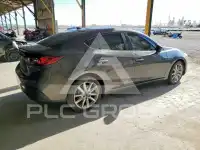 2017 Mazda 3 фото