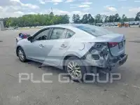 2017 Mazda 3 photo