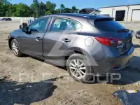 2017 Mazda 3 photo