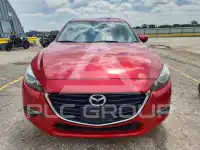 2017 Mazda 3 photo
