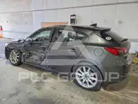 2017 Mazda 3 photo