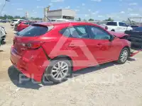 2017 Mazda 3 photo