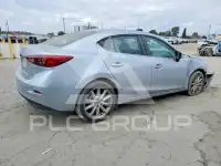 2017 Mazda 3 photo