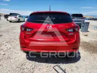 2017 Mazda 3 фото