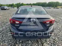 2017 Mazda 3 photo