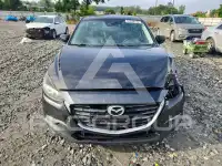 2017 Mazda 3 photo