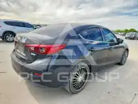 2017 Mazda 3 фото