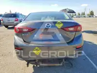 2017 Mazda 3 photo