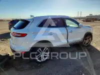 2017 Lincoln MKZ photo