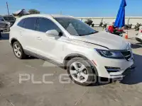 2017 Lincoln MKC photo