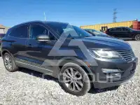 2017 Lincoln MKC photo