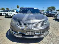 2017 Lincoln MKX photo