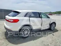 2017 Lincoln MKX photo