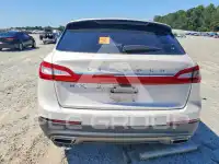 2017 Lincoln MKX photo