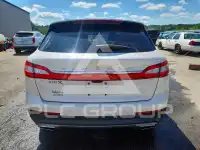 2017 Lincoln MKX photo