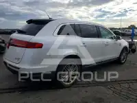 2017 Lincoln MKT photo