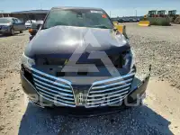 2017 Lincoln MKT фото