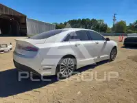 2017 Lincoln MKZ photo