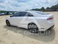 2017 Lincoln MKZ photo