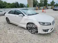 2017 Lincoln MKZ photo