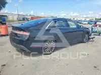 2017 Lincoln MKZ photo