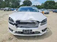 2017 Lincoln MKZ photo