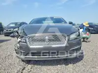 2017 Lincoln MKZ photo