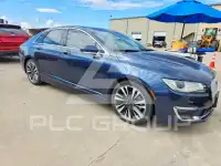 2017 Lincoln MKZ photo