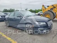 2017 Lincoln MKZ photo