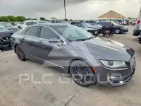 2017 Lincoln MKZ photo
