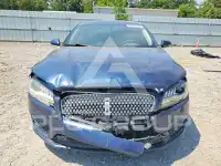 2017 Lincoln MKZ photo