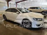 2017 Lincoln MKZ photo