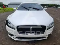 2017 Lincoln MKZ photo