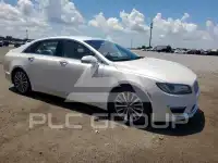 2017 Lincoln MKZ photo
