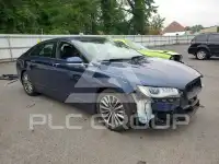 2017 Lincoln MKZ photo