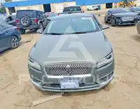 2017 Lincoln MKZ photo