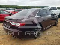 2017 Lincoln Continental фото