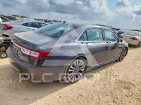 2017 Lincoln Continental фото
