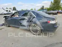 2017 Lincoln Continental photo