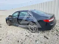 2017 Lincoln Continental фото